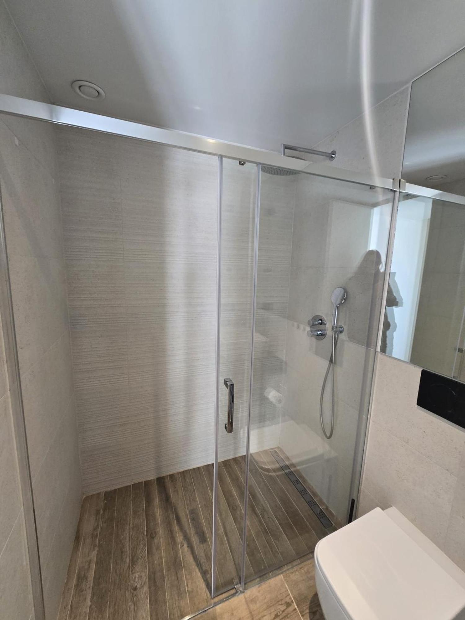 Nice 2 Bedroom Bali Apartment With Sea Views トレビエハ エクステリア 写真